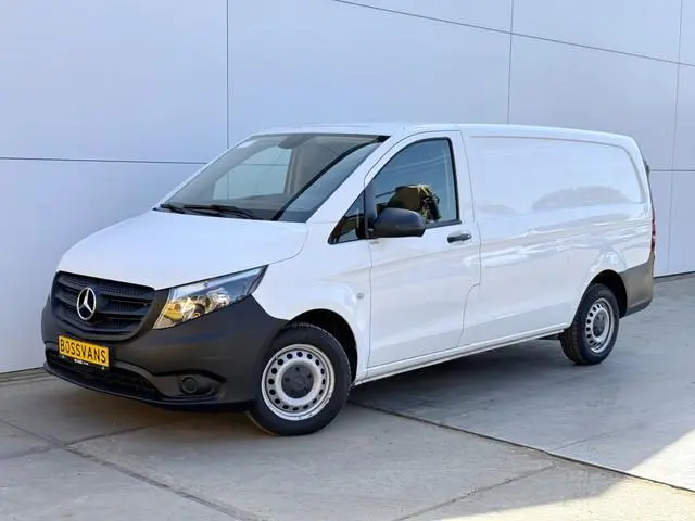 Mercedes Benz Vito 114 1.9 CDI Automaat L2H1 MBUX Climate Control Carplay Camera Inklapbare Spiegels