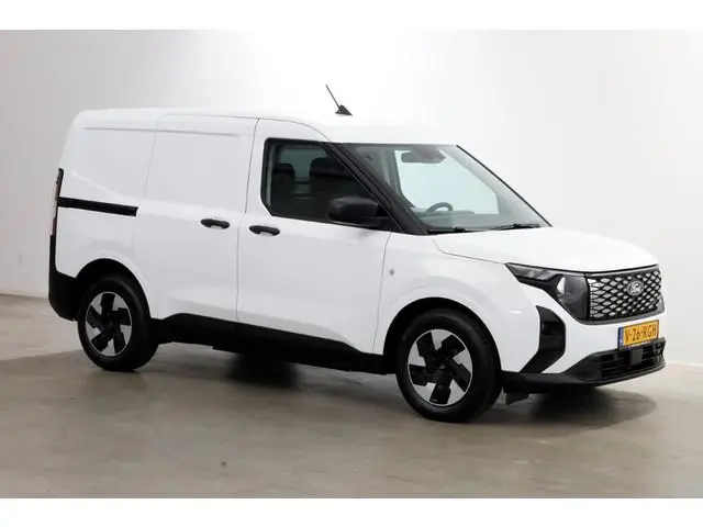 Ford E-Transit Courier