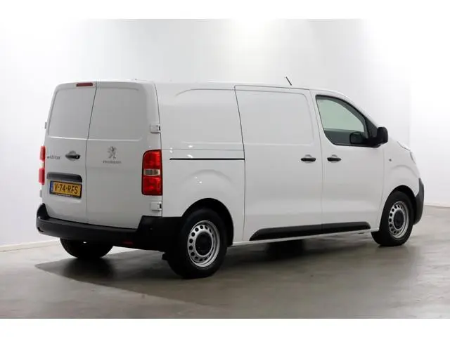 Peugeot e-Expert L2H1 Standard Premium 75 kWh 100% Elektrisch Snellader Airco/Navi SOH 92% 01-2022