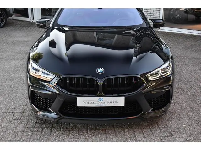 BMW M8