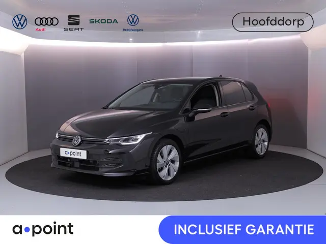 Volkswagen Golf 1.5 eHybrid Life Edition 204 pk Automaat (DSG) | Verlengde garantie | Navigatie via...