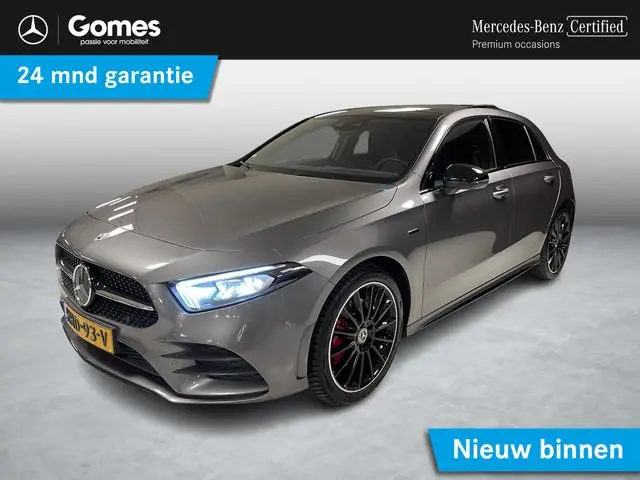 Mercedes-Benz A-klasse 250 e AMG | Premium Plus | Panoramadak | Sfeerverlichting | Stoelverwarming