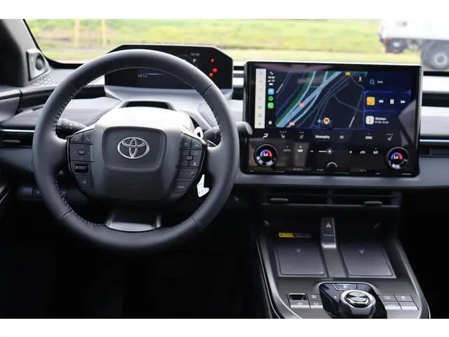 Toyota C-HR+