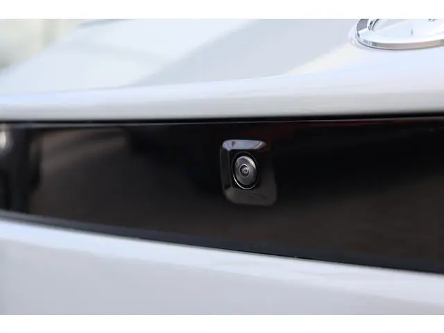 Toyota C-HR+