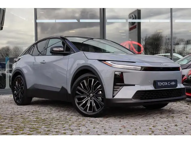 Toyota C-HR+