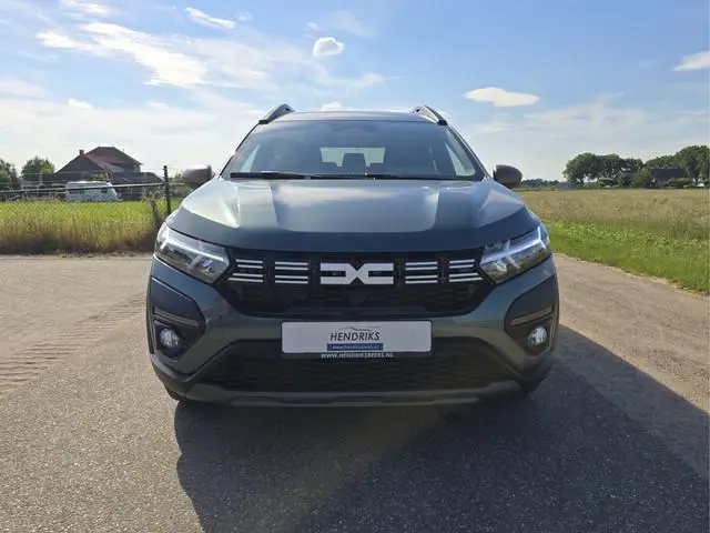 Dacia Jogger 1.6 Hybrid 140 Extreme 7p. - 140 Pk - Navi - ParkeerCamera