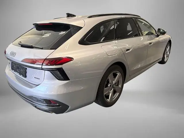 Audi A6 Avant 2.0 e-hybrid Quattro 299pk S edition Competition · 360 Camera · Inklap. Trekhaak · Ban...