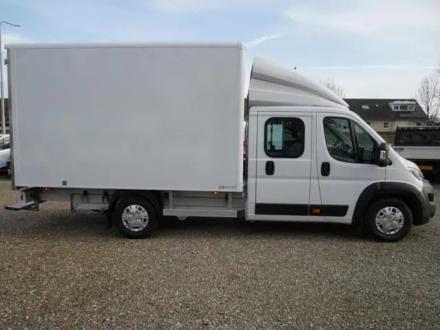 Opel Movano 2.2D 140PK, L4, Dubbel Cabine, Airco, Meubelbak L*B*H = 360*210*220 / Lat om lat betimme...