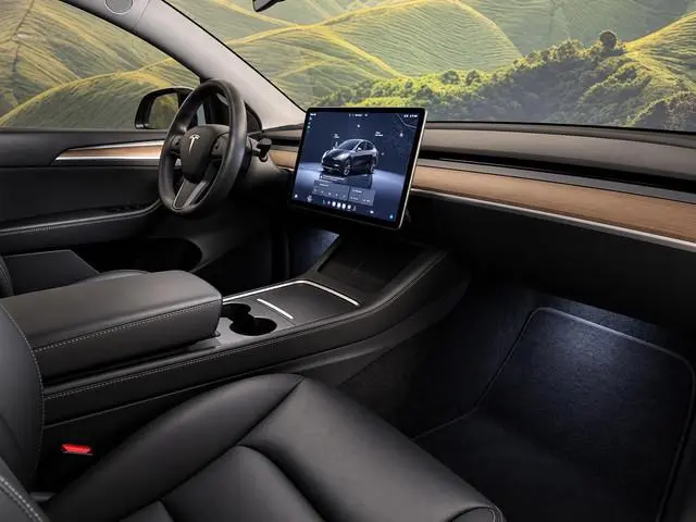 Tesla Model Y Long Range Dual Motor AWD 75 kWh