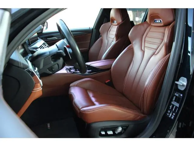 BMW 5-serie M5 Competition | Vol Opties | 21'' | B&W | Keramisch | Orig. NL | NP €211.067