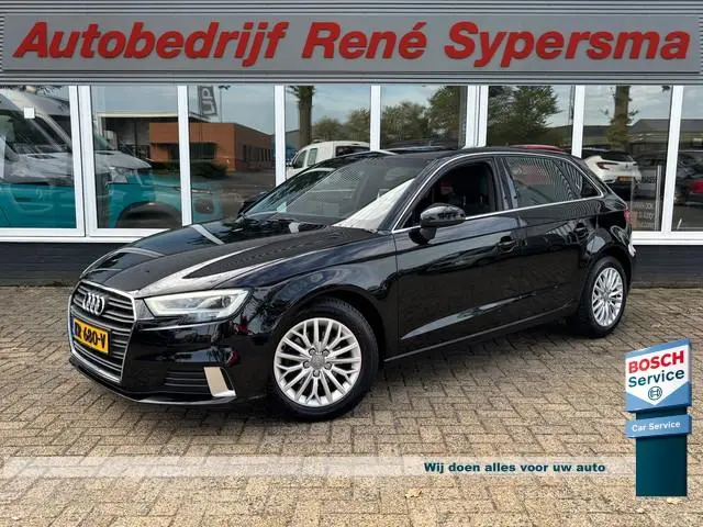 Audi A3 Sportback 1.0 TFSI Sport Lease Edition | Sportstoelen | Zwartehemel | Sfeerverlichting | Blu...