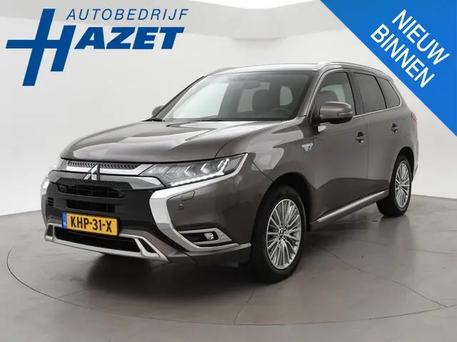 Mitsubishi Outlander 2.4 PHEV INTENSE+ 4WD + LEDER EXCLUSIVE | 360 CAMERA | CARPLAY | TREKHAAK | STO...