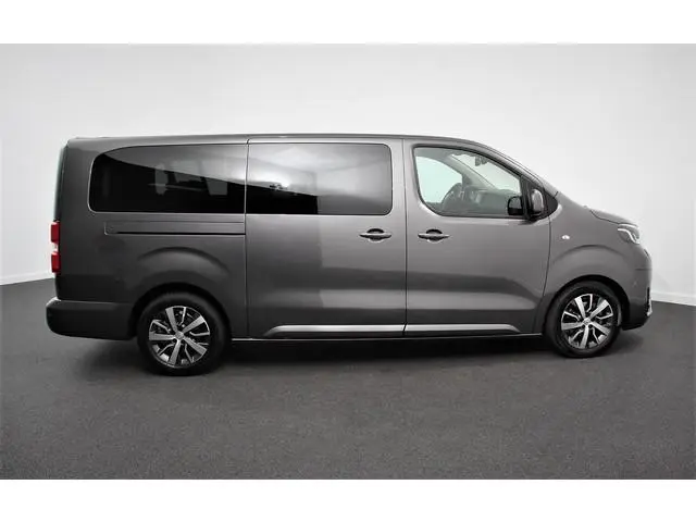 Toyota pro-ace