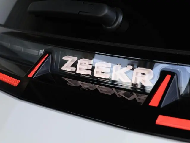 Zeekr X