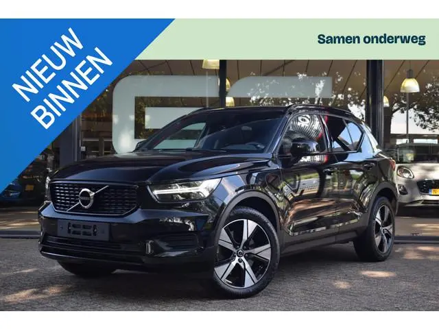 Volvo XC40 1.5 T4 PHEV R-Design met CAMERA|NAVIGATIE|CARPLAY