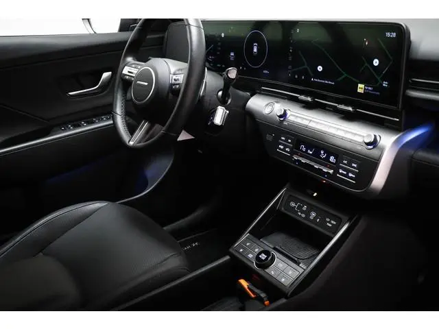 Hyundai Kona 1.6 GDI HEV Premium | ACHTERBANKVERWARMING | STOELVENTILATIE | DAB | APPLE | CAMERA