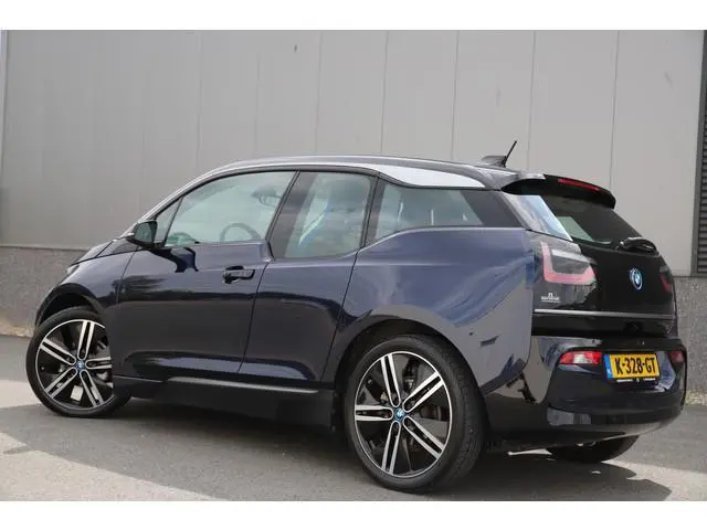 BMW i3 Executive 120Ah 42 kWh Carplay/W-pomp/Navi-Pro/ 14.066km