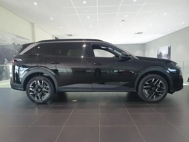 Peugeot 5008 1.2 Hybrid 136 Allure | 360 Camera | Carplay | Dodehoek Detectie