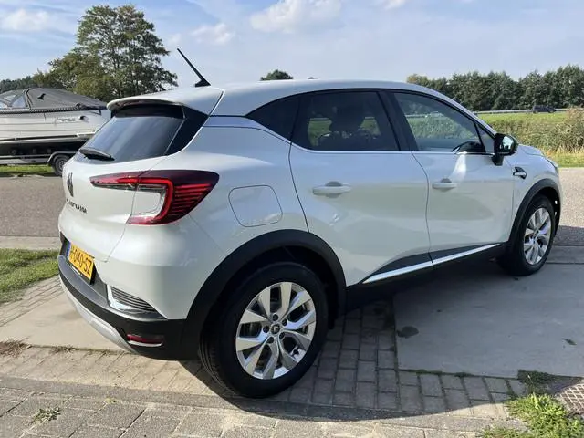 Renault Captur 1.0 TCe 100 Intens / Parkeerhulp A / Climate / Navigatie /