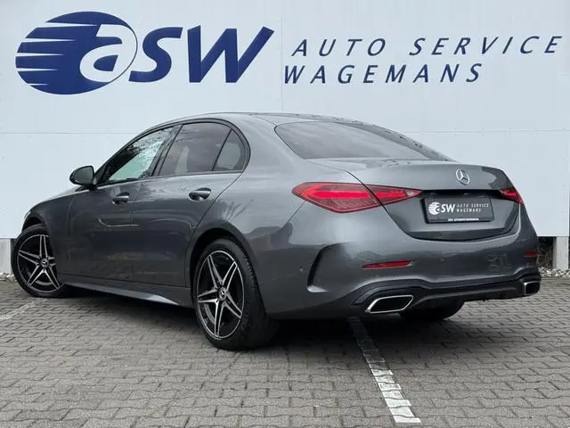 Mercedes-Benz C-klasse 200 AMG Line | Navi | CarPlay | Camera | Laser LED | 18 inch