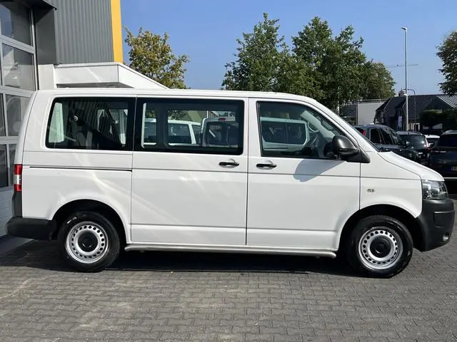 Volkswagen Transporter Kombi 2.0 TDI DSG Automaat L1H1 BTW en BPM vrij Airco Cruise control Trekhaak...