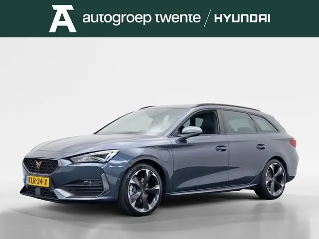 Cupra Leon Sportstourer 1.4 e-Hybrid Business | Navi | Stuurverwarming | LED | Adaptive