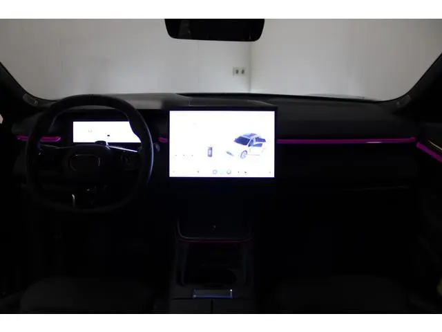 Lynk & Co 08