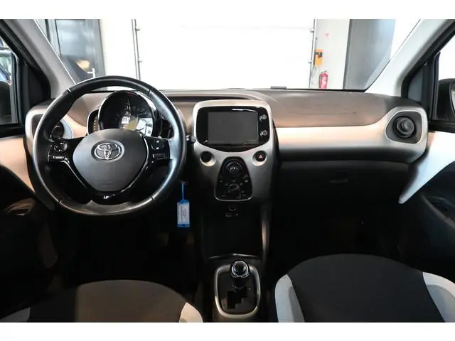 Toyota Aygo 1.0 VVT-i X-Sport Automaat Airco Camera Lichtmetaal Elektrisch pakket 100% Onderhouden!...