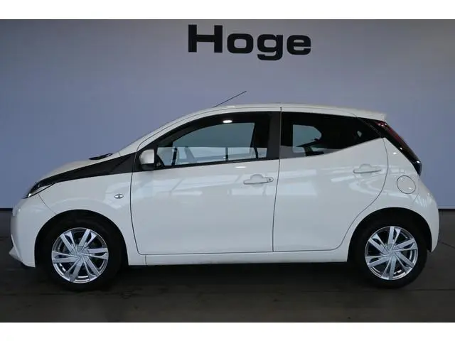 Toyota Aygo 1.0 VVT-i X-Sport Automaat Airco Camera Lichtmetaal Elektrisch pakket 100% Onderhouden!...