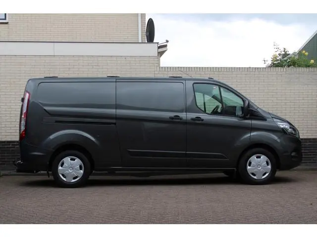 Ford Transit Custom 300 2.0 TDCI L2H1 Trend | Winterpack | Betimmering | BLIS | Camera