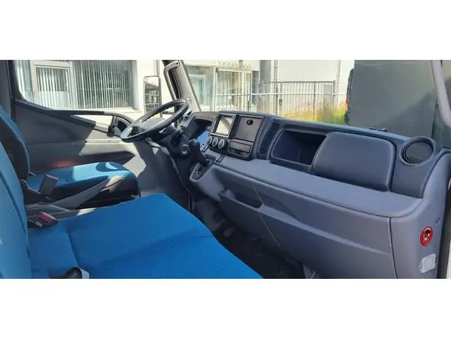 FUSO Canter