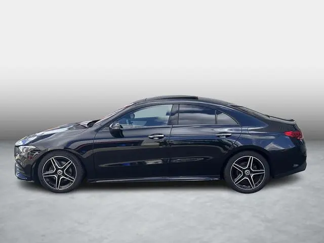 Mercedes-Benz CLA-klasse 180 AMG Line