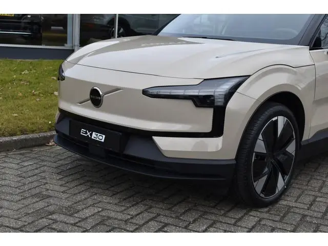 Volvo EX30