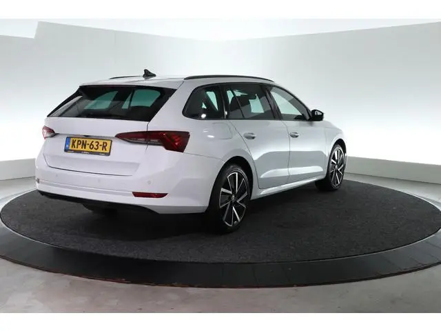 Skoda Octavia Combi 1.4 TSI iV PHEV Business Edition | CARPLAY | ADAP. CRUISE |