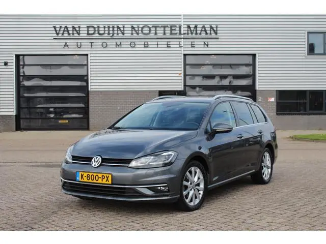Volkswagen Golf 1.5 TSI Highline / Carplay / Camera / Automaat
