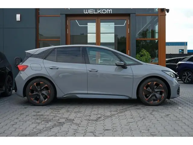 Cupra Born