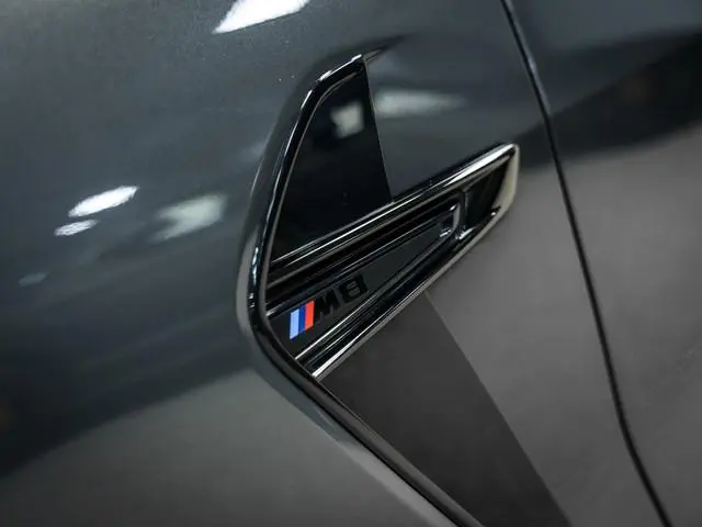 BMW M8