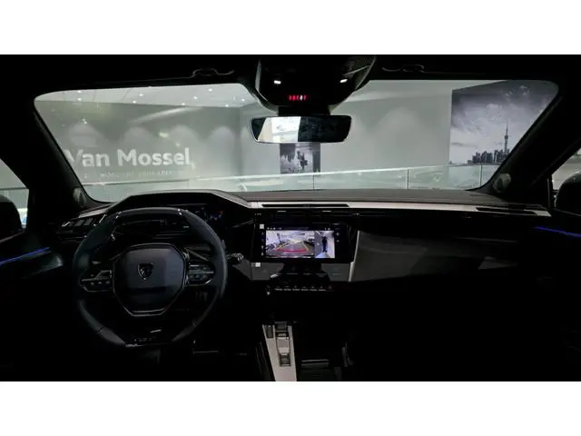 Peugeot e-308