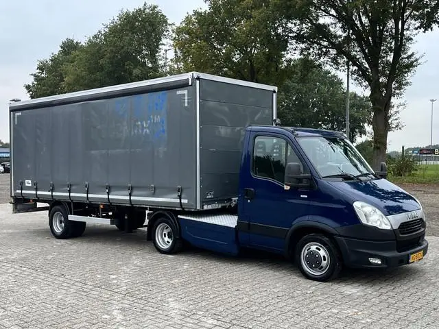 Iveco Daily 35C21 Be-trekker Be-Combi Met Oplegger Huif 1650 kg laadvermogen Airco Cruise controle T...