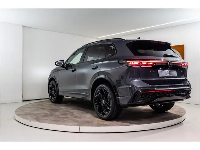 Volkswagen Tiguan 1.5 eHybrid 2x R-Line 2025 PER DIRECT BESCHIKBAAR | VOL OPTIE INCL. 5 JAAR GARANTI...