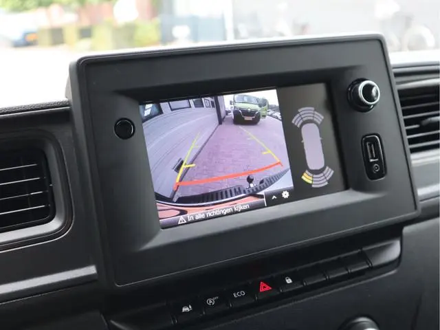 Nissan Interstar
