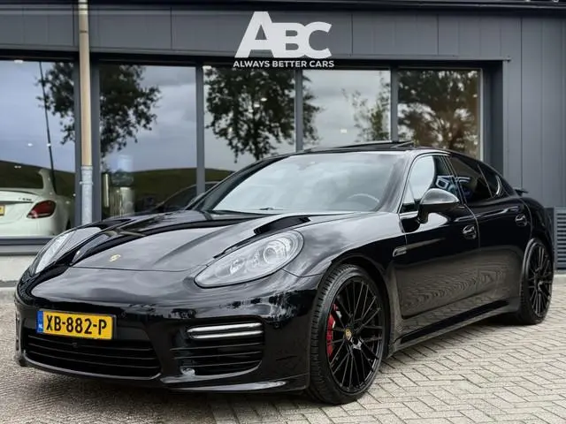 Porsche Panamera 4.8 GTS Schuifdak Sport-Chrono