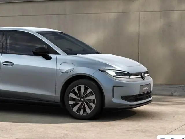 Volkswagen ID. Polo Life First Edition 52 kWh accu, 211 PK · Achteruitrijcamera · Voorstoelen en stu...