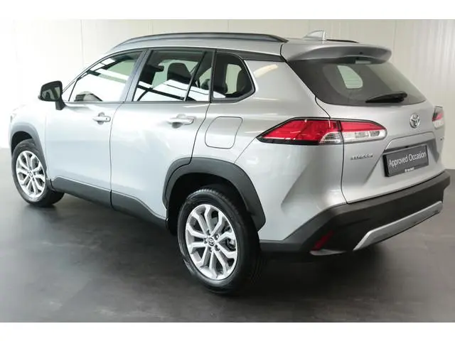 Toyota Corolla Cross Hybrid 140 Style Limited, BSM, Parkeersensoren Stuur & Stoelverwarming, BSM, Se...