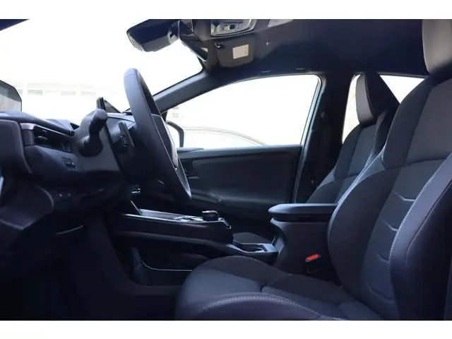 Toyota C-HR+