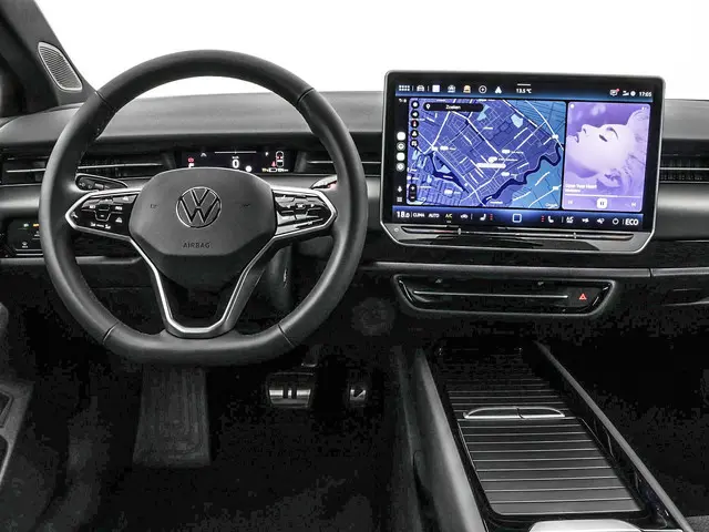 Volkswagen ID.7 Limited Edition 77 kWh accu 286 PK PRIVATE LEASE VANAF €499P/M · Achteruitrijcamera...