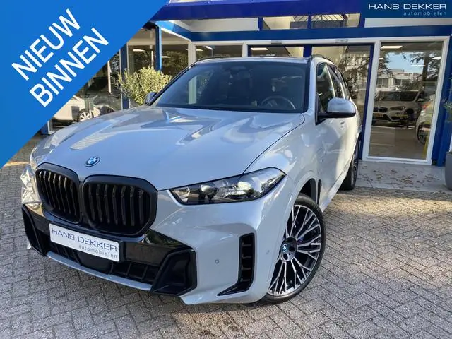 BMW X5 xDrive50e M-Sport / Pano / Trekhaak / 360 Camera / Harman kardon / Stoel massage, verwarming...