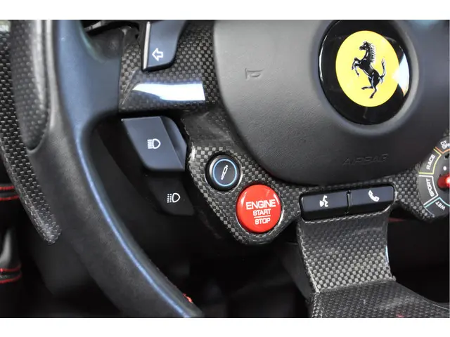 Ferrari F8 Spider