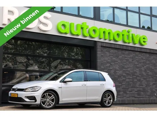 Volkswagen Golf 1.4 TSI Highline | NAP | PANO | R-LINE | ACC | DIGITAL | LED | DEALER ONDH | KEYLESS...
