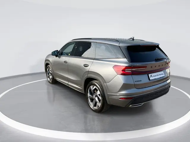 Skoda Kodiaq 1.5 TSI 204pk PHEV Sportline Business · Apple/Android Car Play · Elektrische stoelverst...